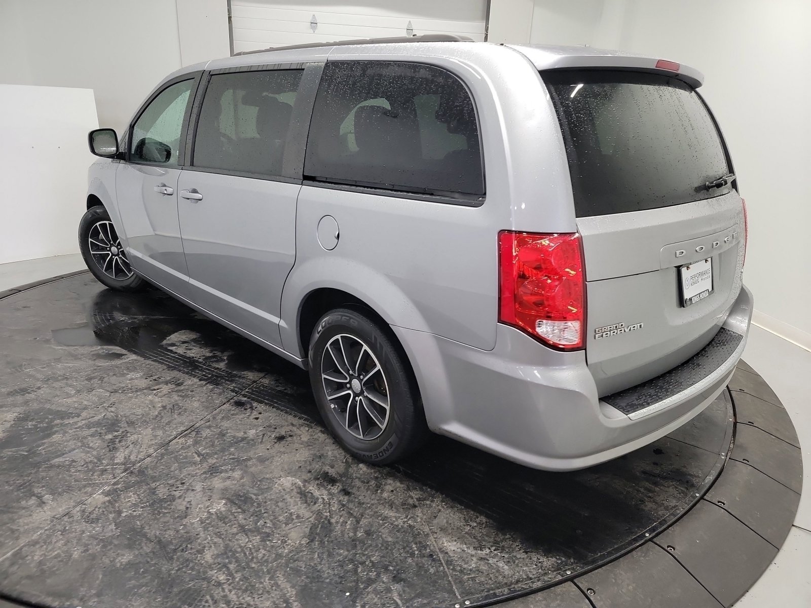 Used 2018 Dodge Grand Caravan GT image 6