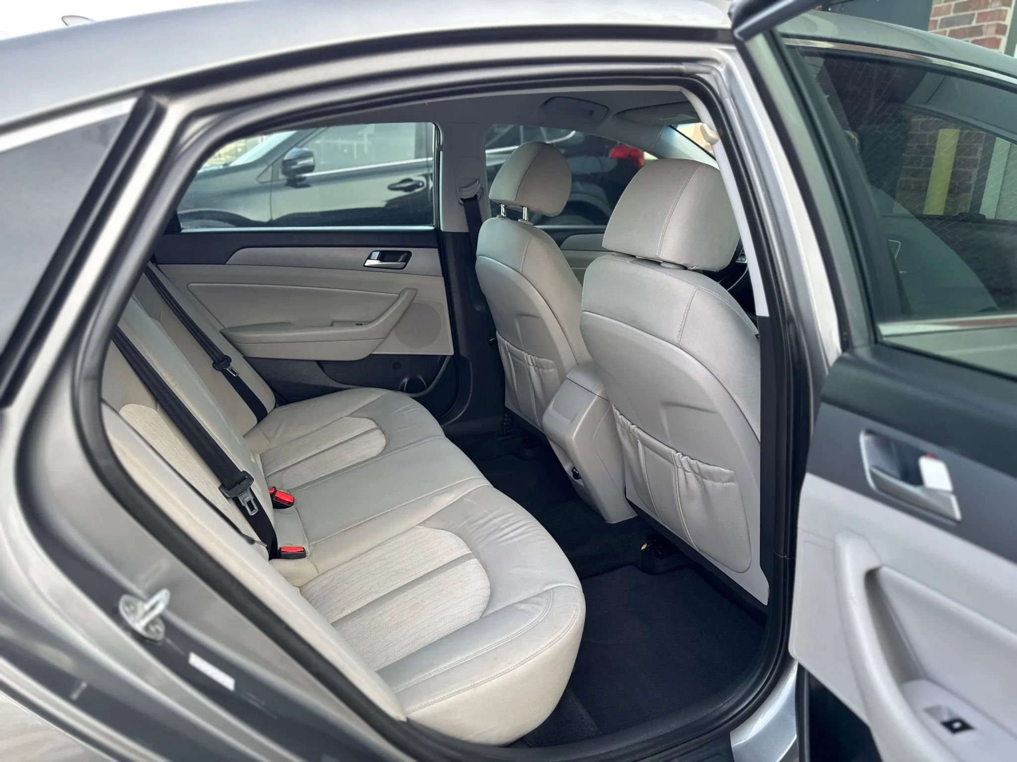 Used 2018 Hyundai Sonata SE FWD image 21