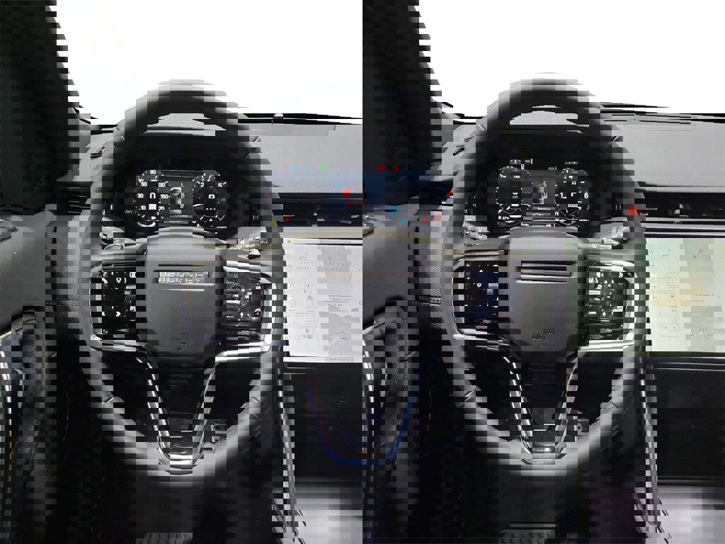 New 2025 Land Rover Discovery Sport Dynamic SE image 24