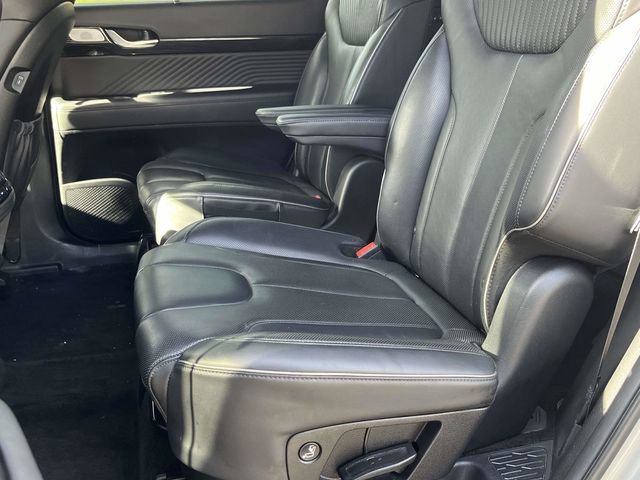 Used 2024 Hyundai Palisade Calligraphy image 16