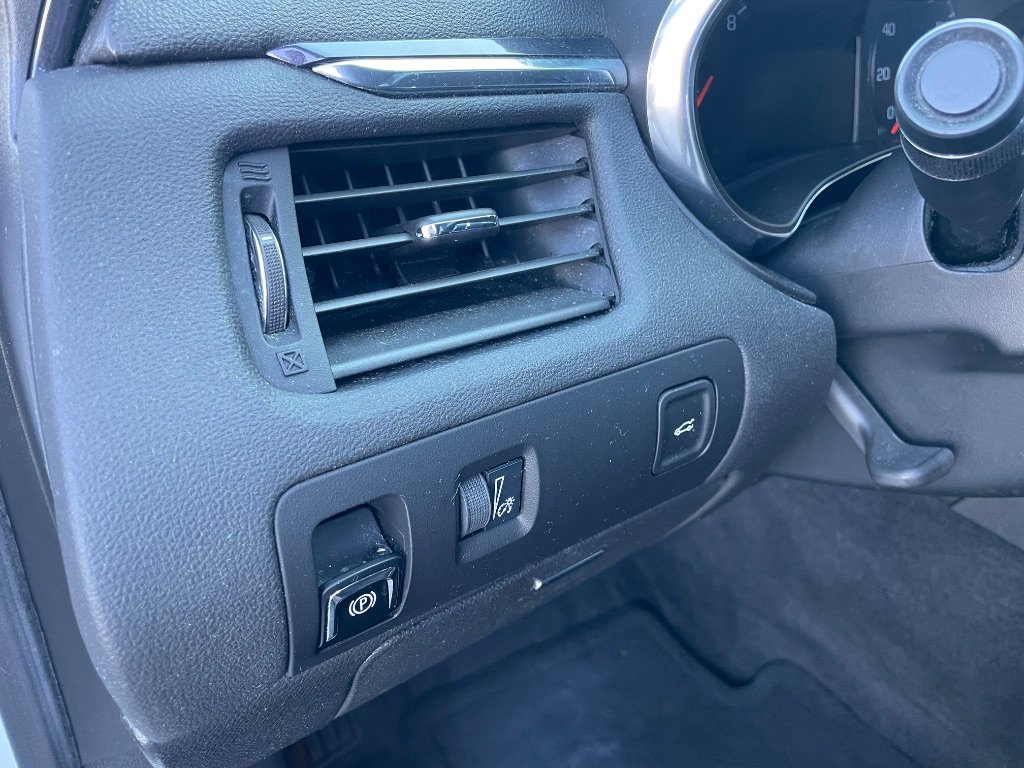 Used 2015 Chevrolet Impala LT FWD image 32