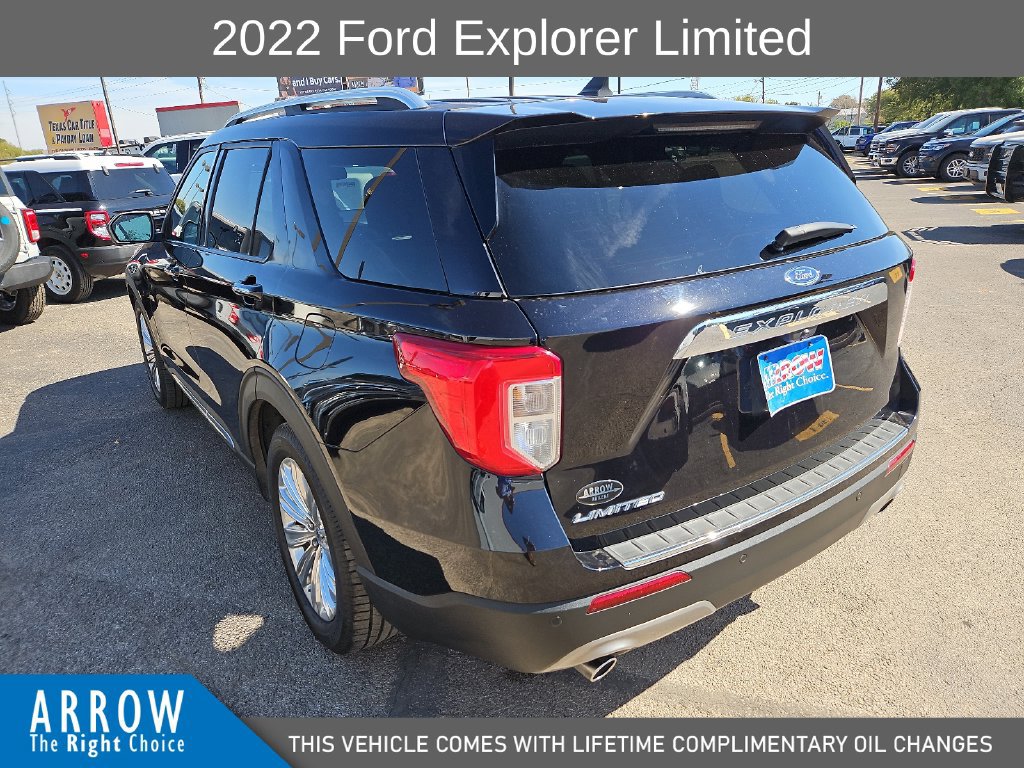 Used 2022 Ford Explorer Limited w/ Equipment Group 301A RWD image 9