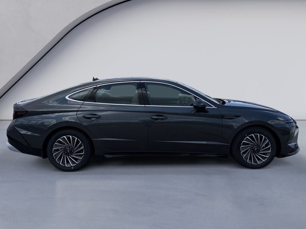 New 2026 Hyundai Sonata Limited FWD image 6