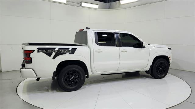 Certified 2024 Nissan Frontier SV w/ Technology Package RWD image 8