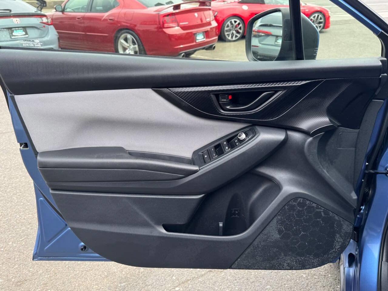 Used 2020 Subaru Crosstrek 2.0i Premium w/ Moonroof Package 1 AWD/4WD image 32