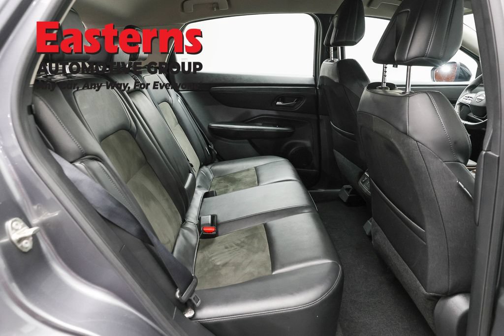 Used 2023 Nissan Ariya FWD image 23