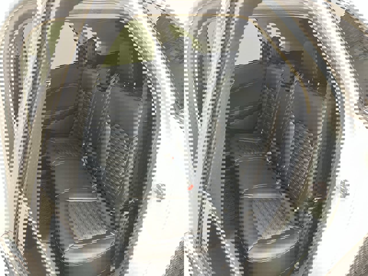 Used 2024 Ford Edge SEL w/ Convenience Package image 12