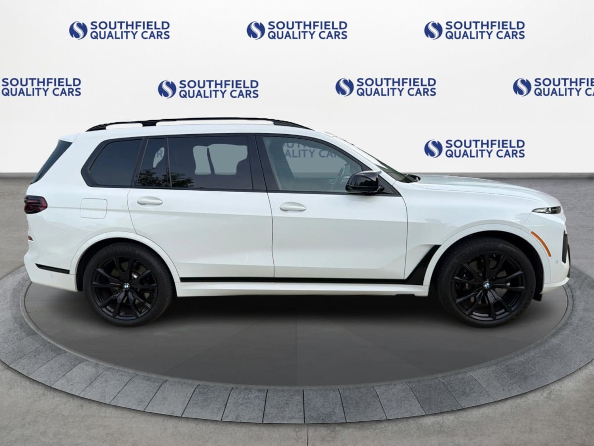 Used 2024 BMW X7 M60i w/ Executive Package AWD/4WD image 8