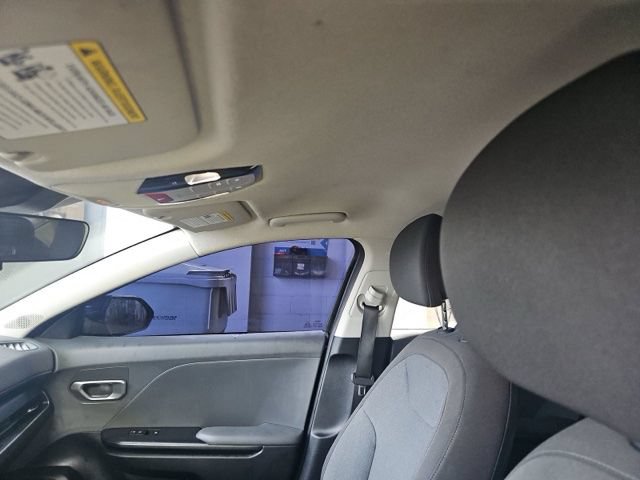 Used 2025 Kia K4 FWD image 12