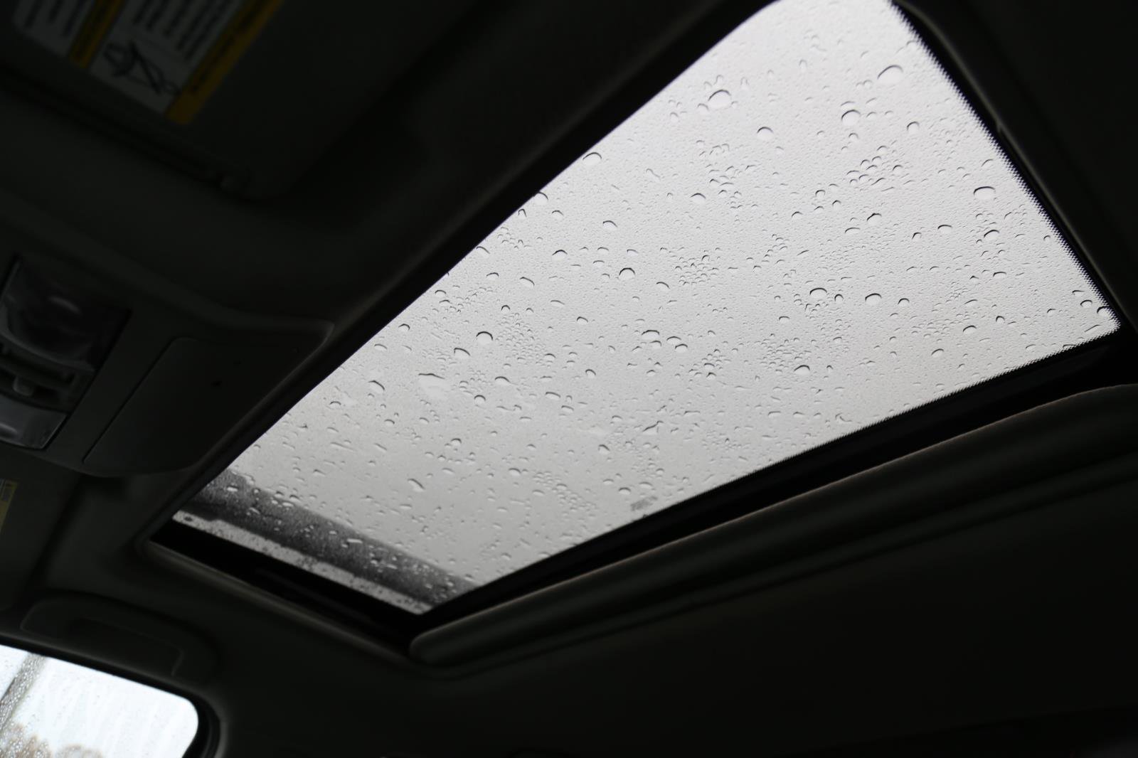 Used 2012 Nissan Frontier PRO-4X w/ Pro-4x Luxury Pkg image 17