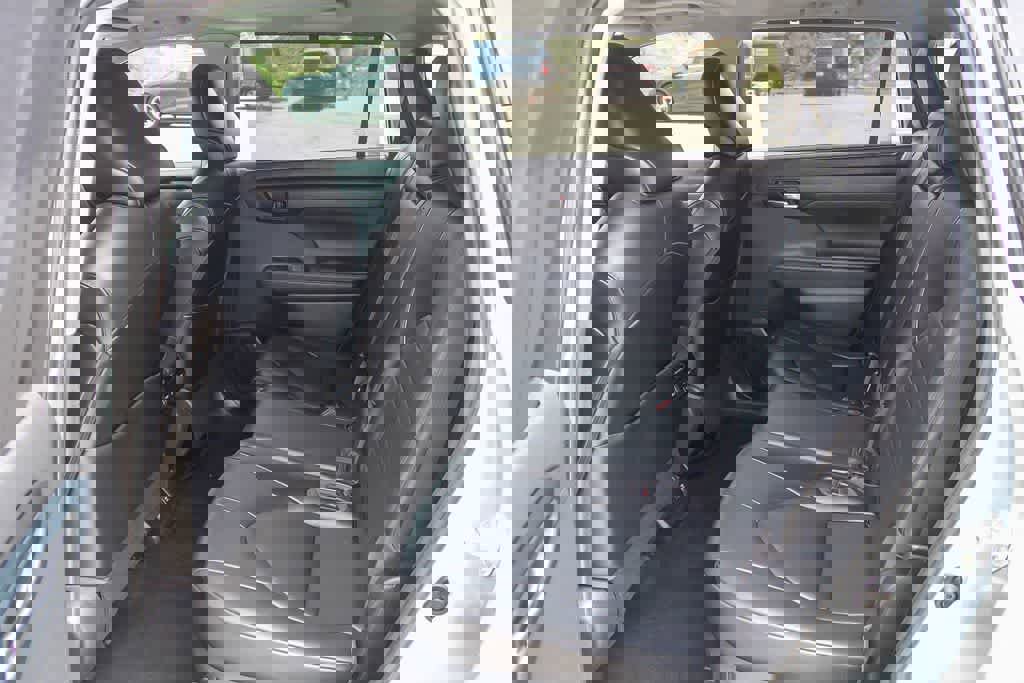 Used 2021 Toyota Highlander XLE image 17