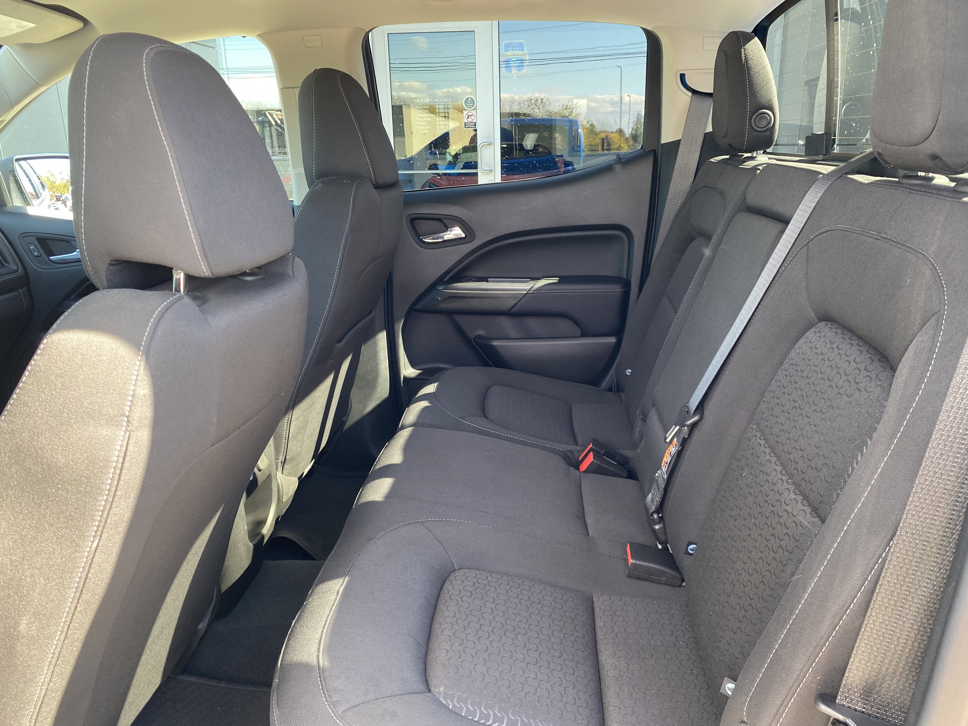 Used 2022 GMC Canyon Elevation w/ Trailering Package image 8