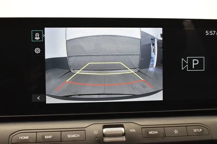 Used 2025 Kia K4 FWD image 35