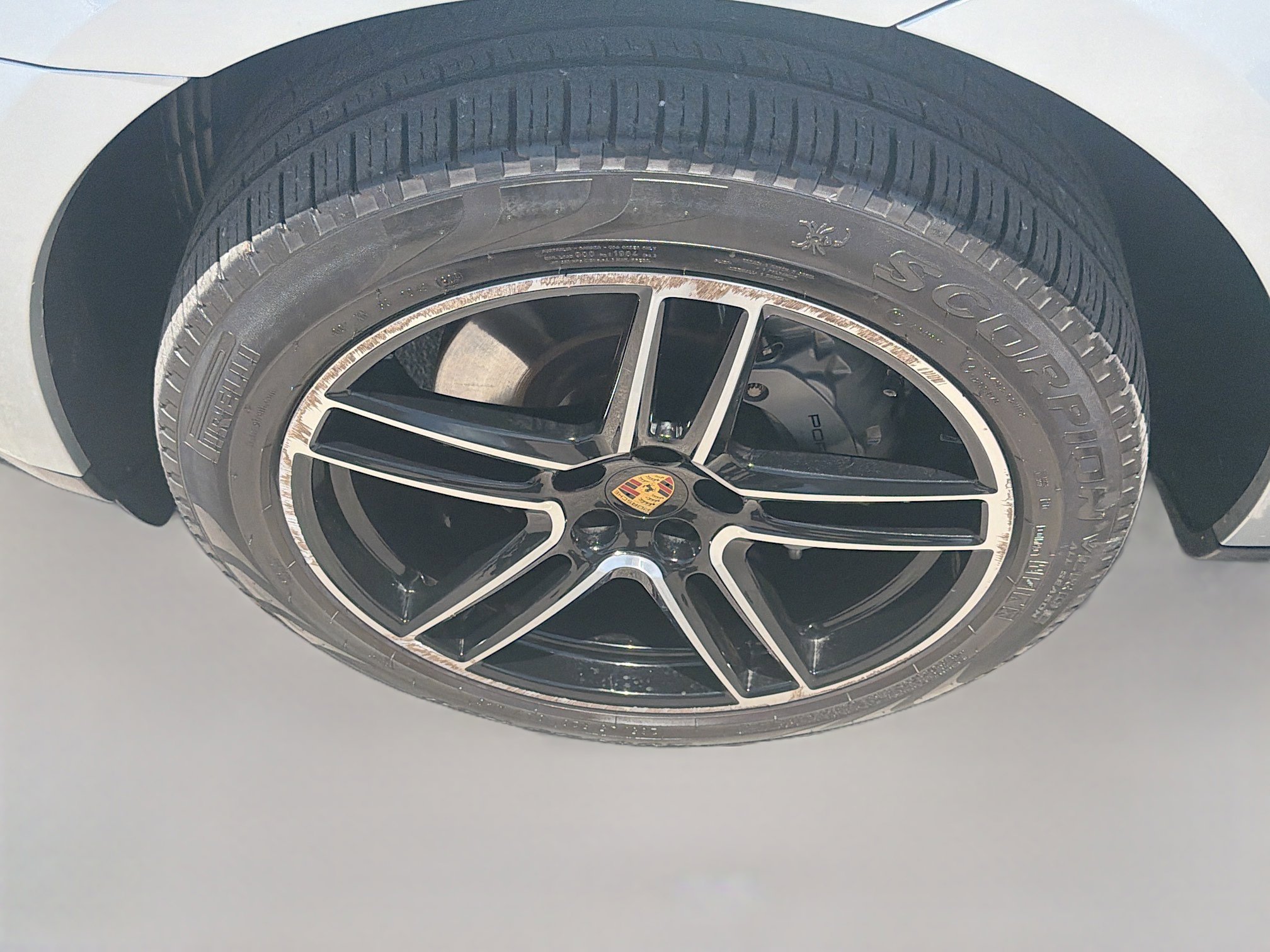 Used 2019 Porsche Macan S AWD/4WD image 37