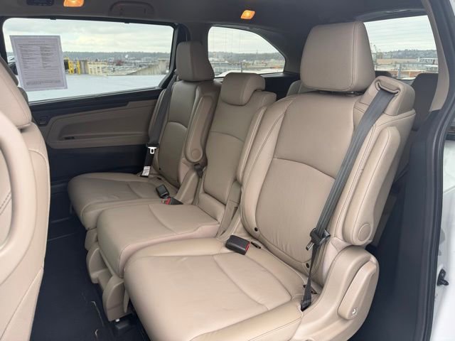 Certified 2023 Honda Odyssey EX-L image 15