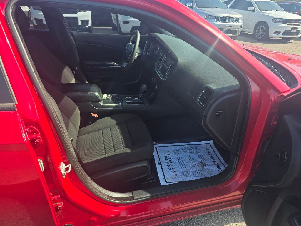 Used 2013 Dodge Charger SE w/ Sport Appearance Group image 9