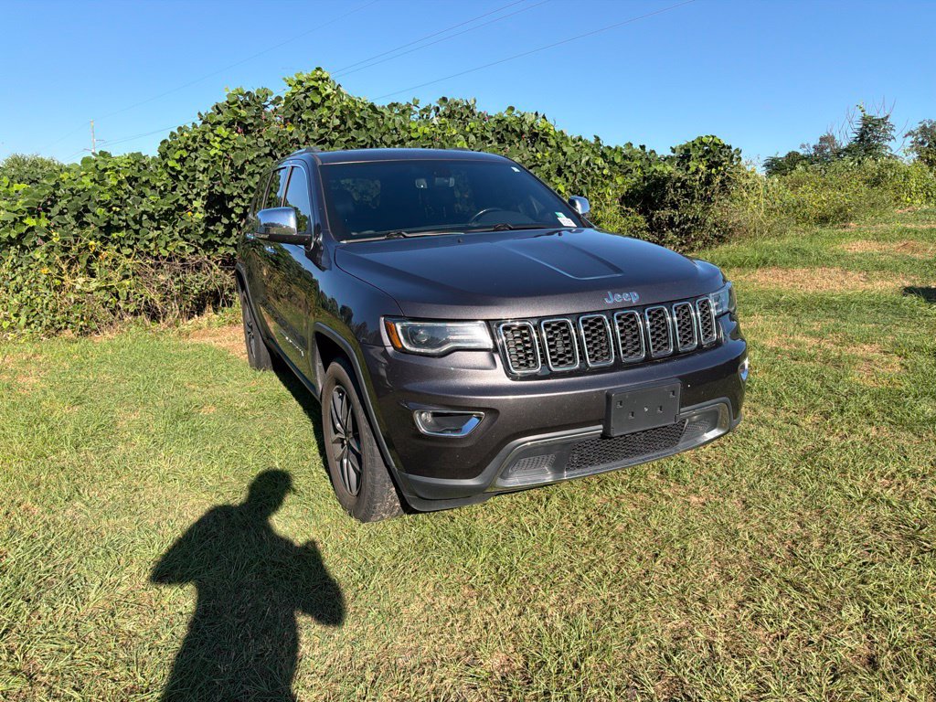 Certified 2020 Jeep Grand Cherokee Limited w/ Luxury Group II RWD image 3