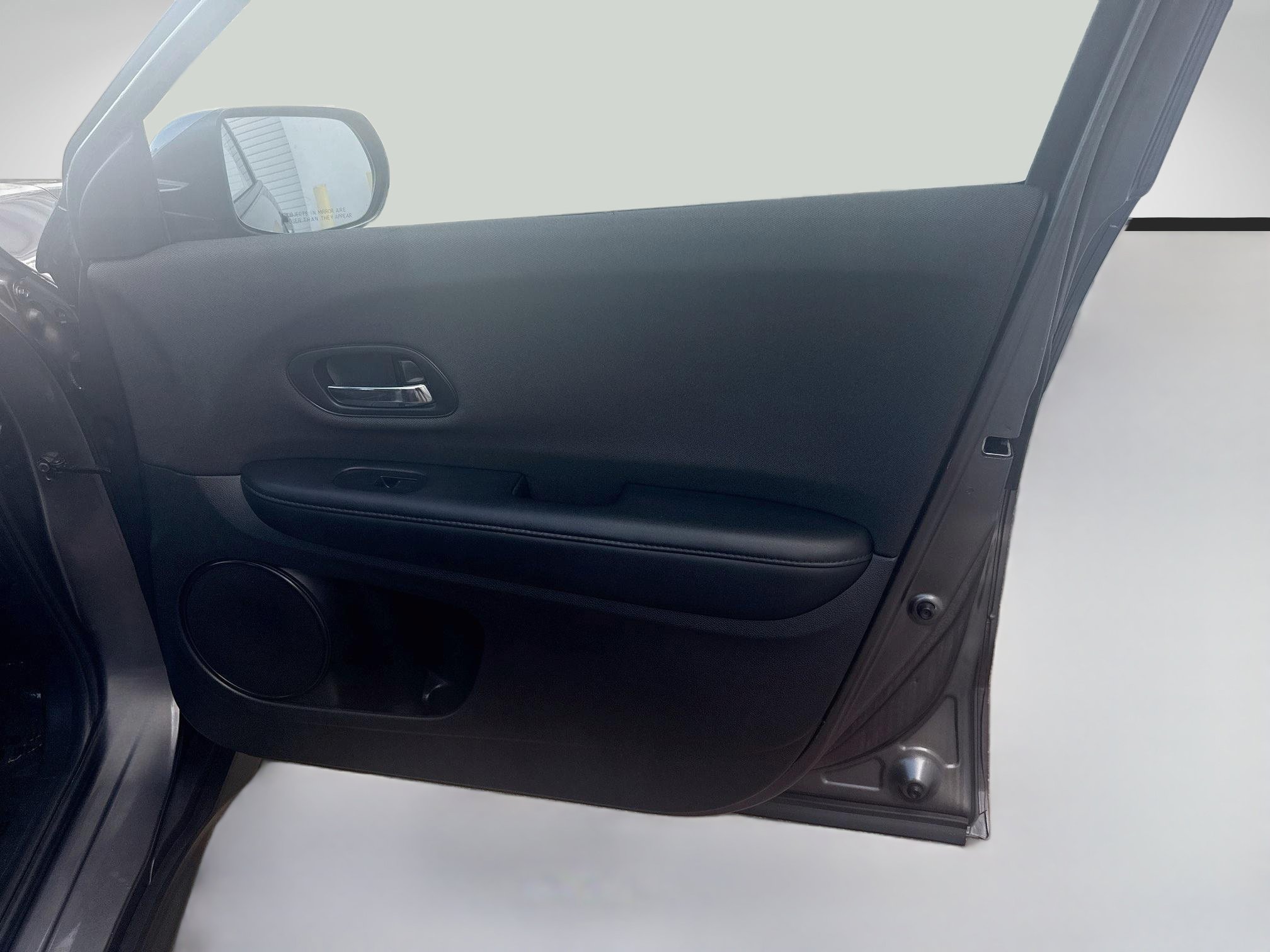 Used 2022 Honda HR-V LX image 32