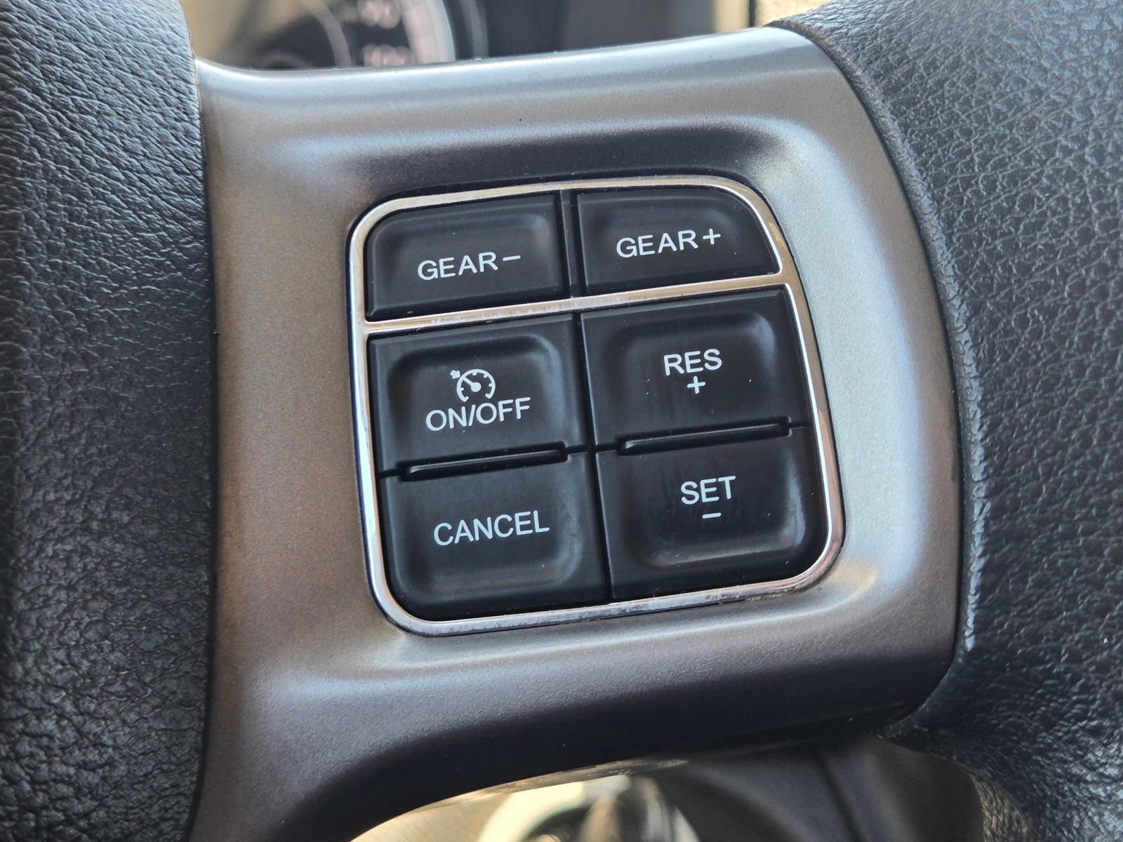 Used 2024 RAM 1500 Classic SLT AWD/4WD image 26