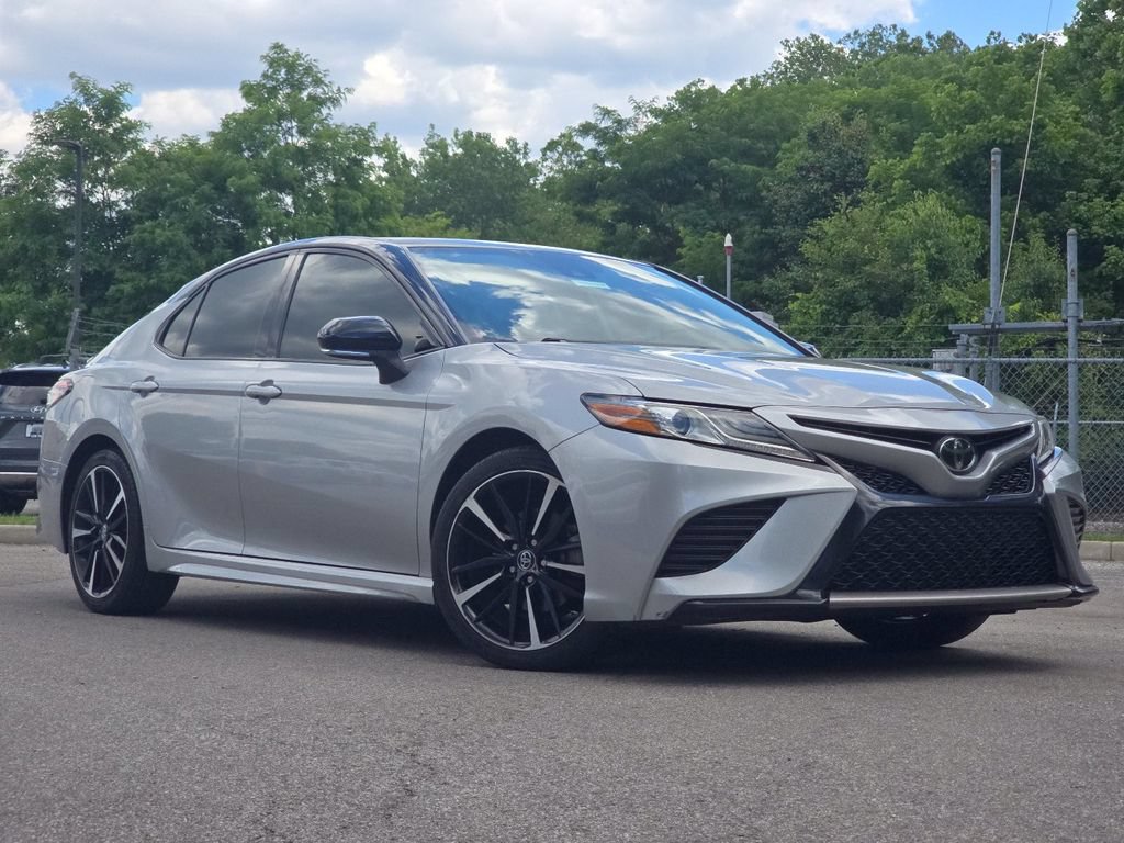 Used 2019 Toyota Camry XSE FWD image 1