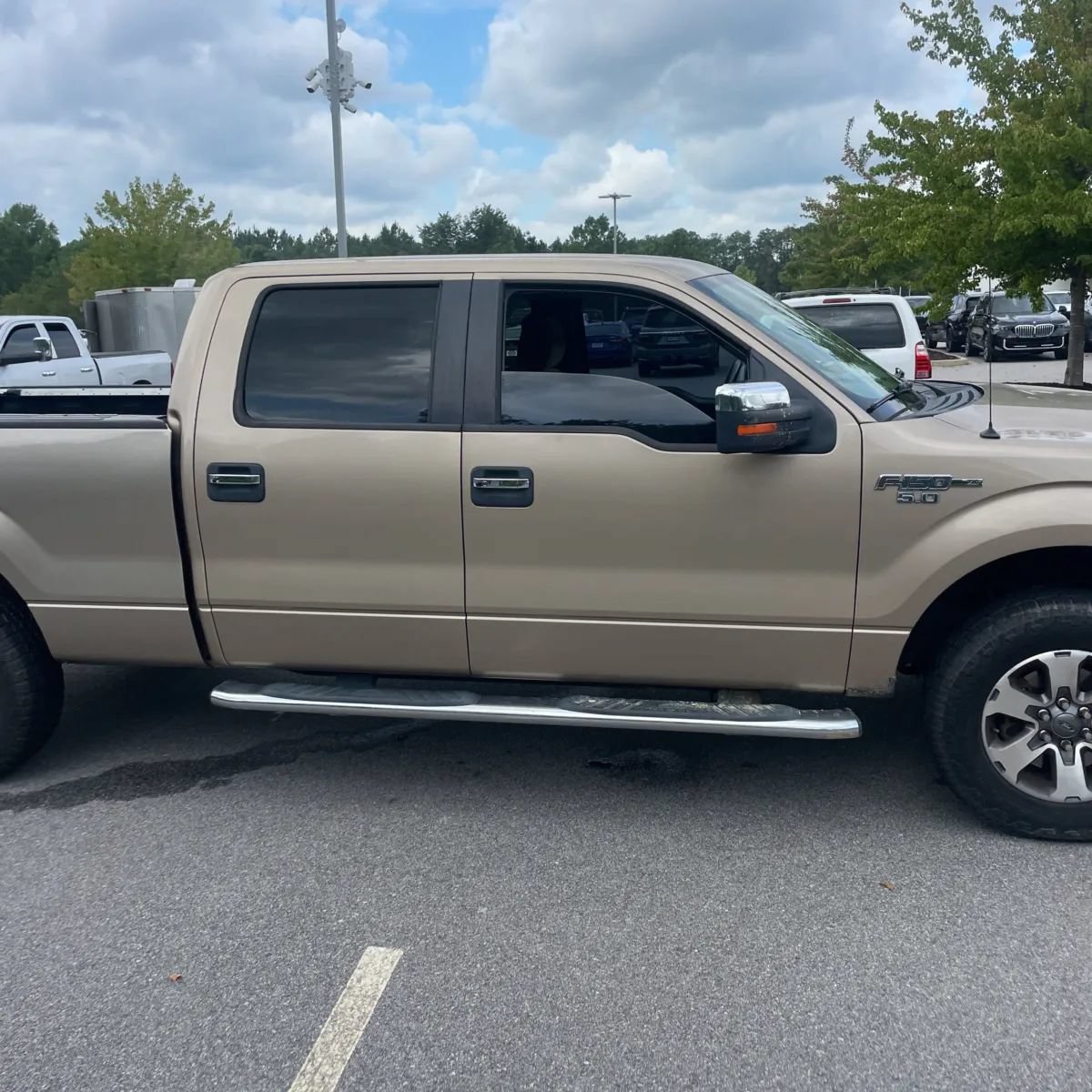 Used 2012 Ford F150 XLT w/ XLT Chrome Pkg AWD/4WD image 11