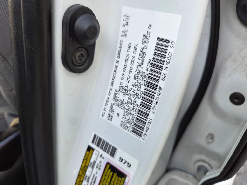Certified 2023 Toyota Tacoma SR AWD/4WD image 15