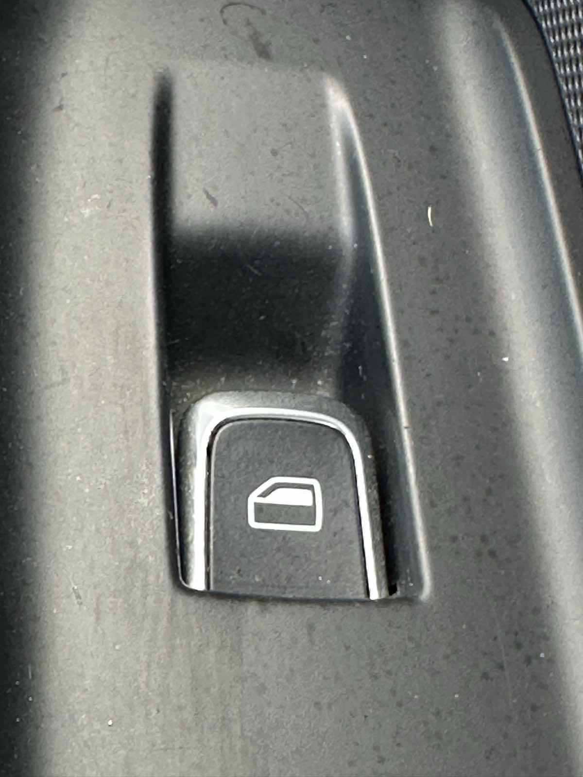 Used 2016 Audi A3 1.8T Premium FWD image 31