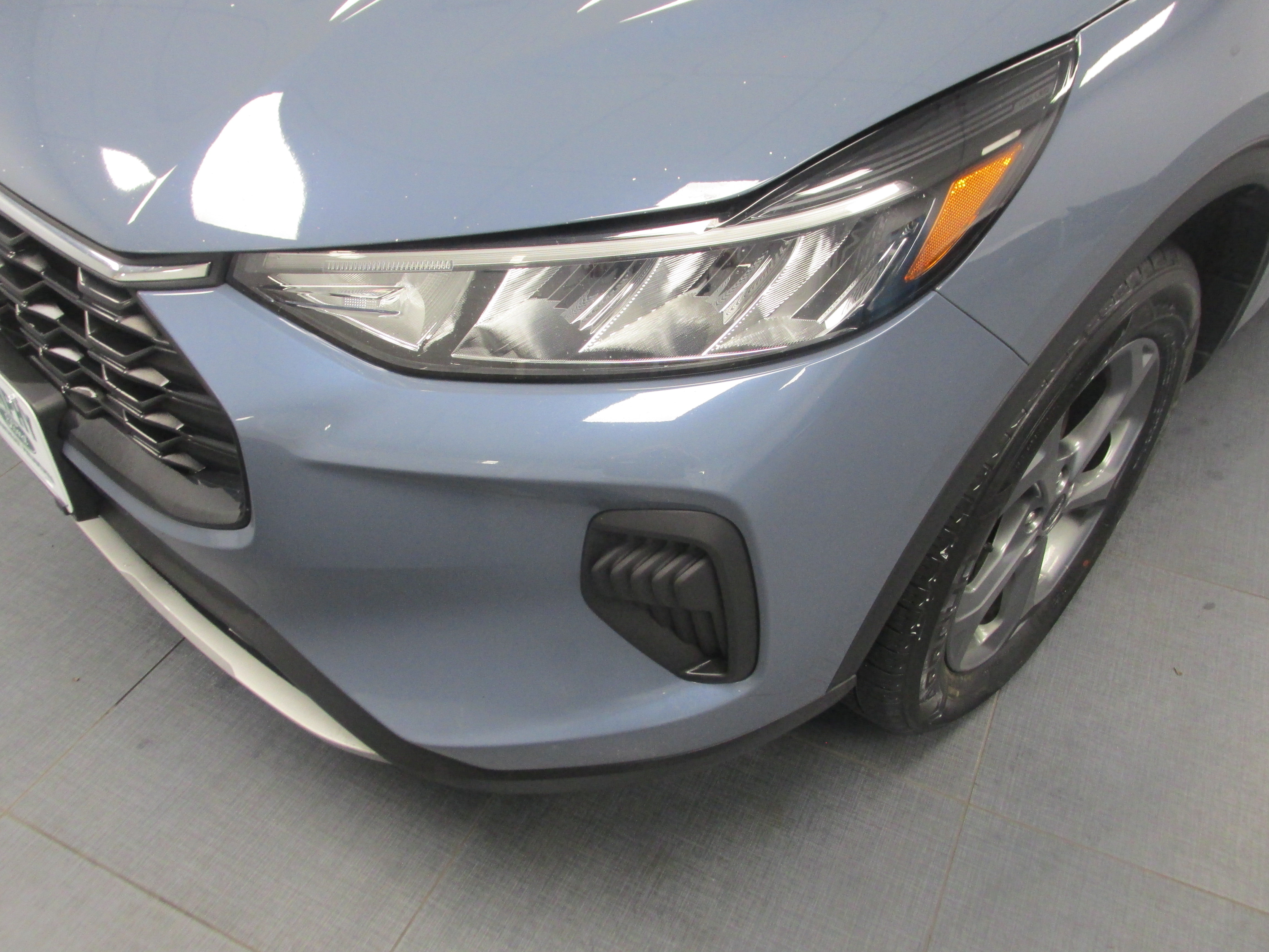 Used 2025 Ford Escape ST-Line AWD/4WD image 9
