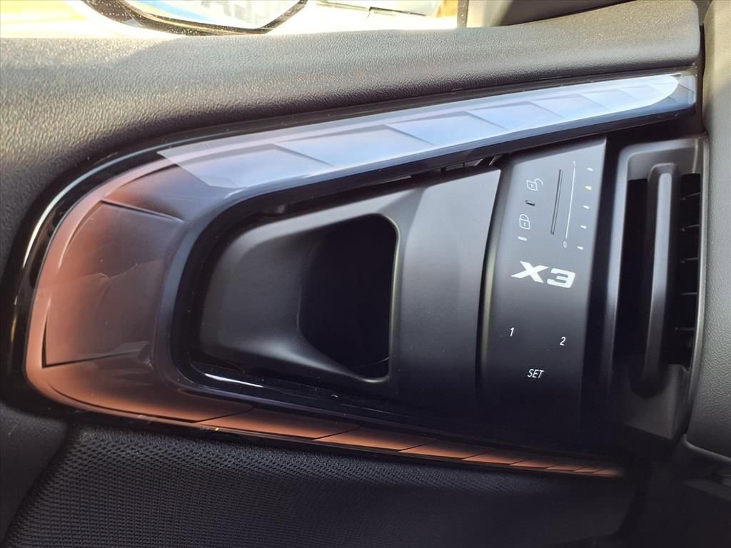Used 2025 BMW X3 xDrive30i w/ Premium Package image 22