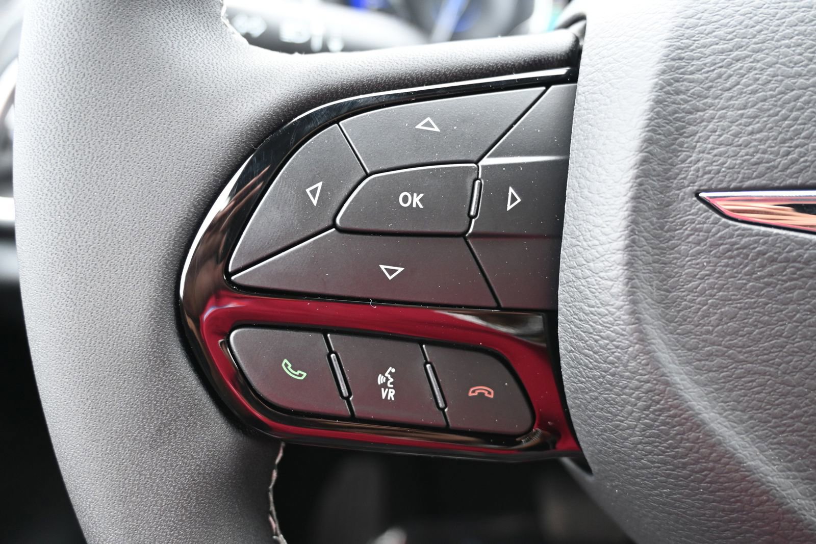 New 2026 Chrysler Pacifica Limited image 9