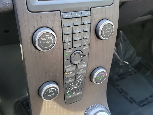 Used 2013 Volvo C70 T5 image 19