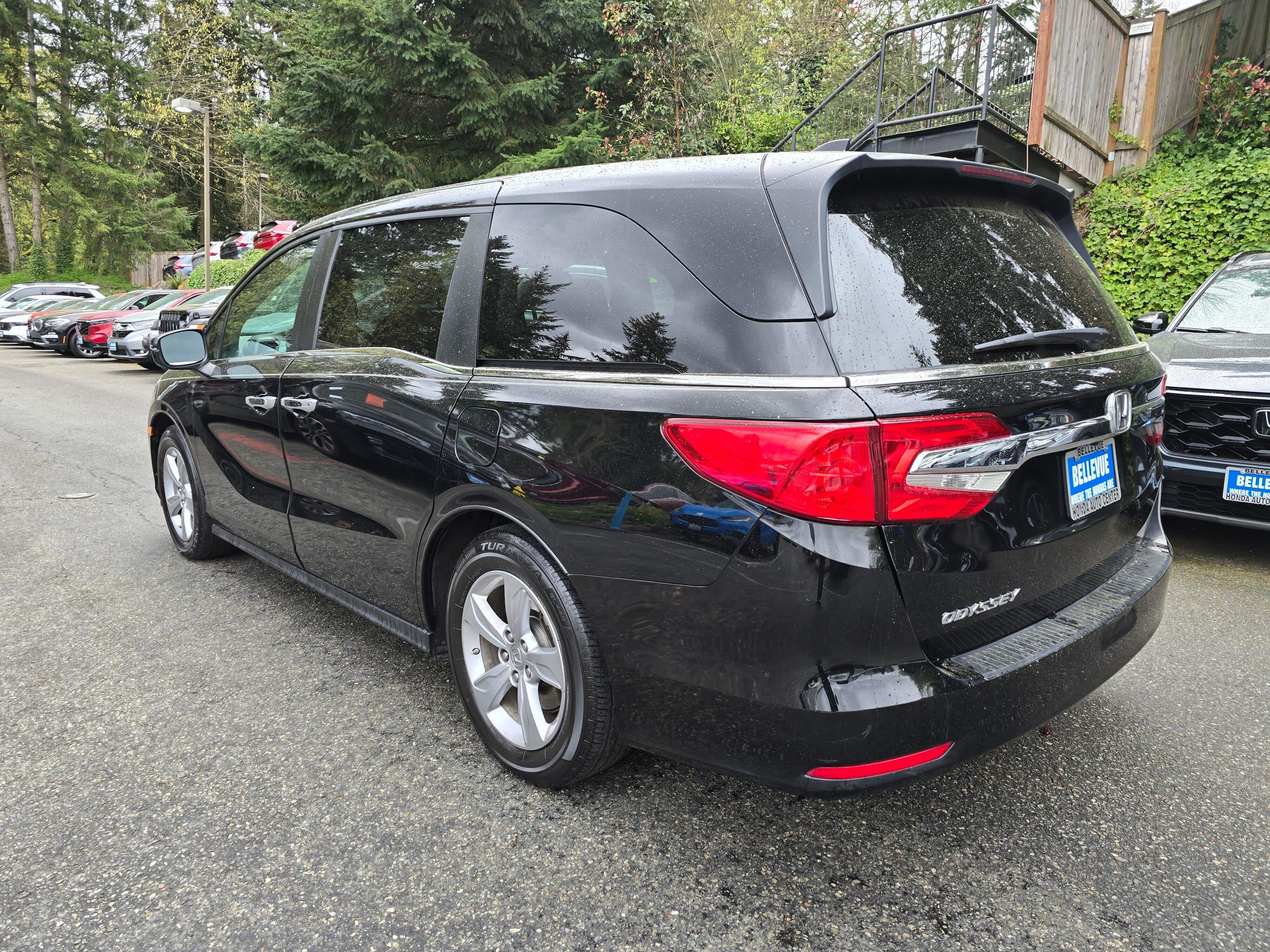 Used 2019 Honda Odyssey EX image 5