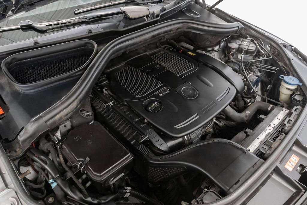 Used 2012 Mercedes-Benz ML 350 4MATIC image 4