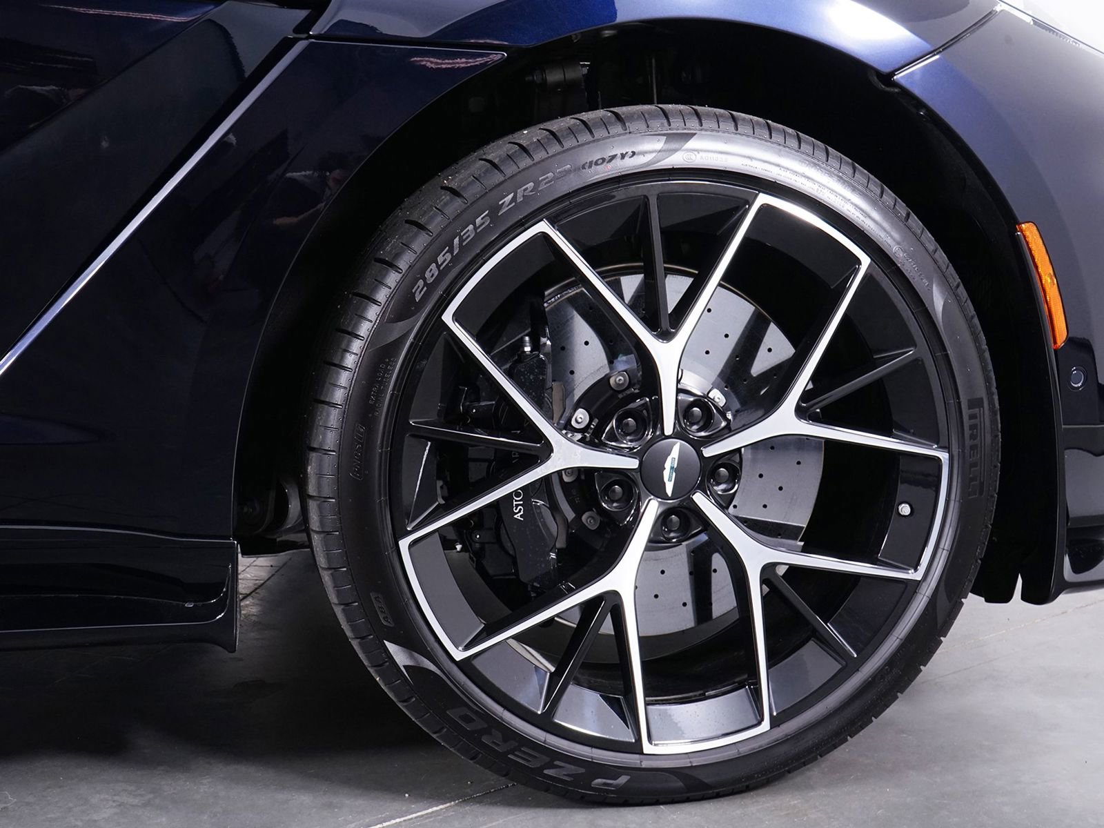 New 2026 Aston Martin DBX 707 AWD/4WD image 28