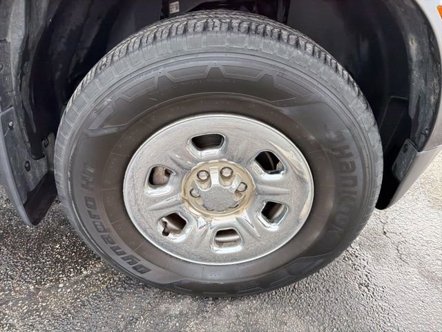 Used 2022 Nissan Frontier S w/ Technology Package image 3