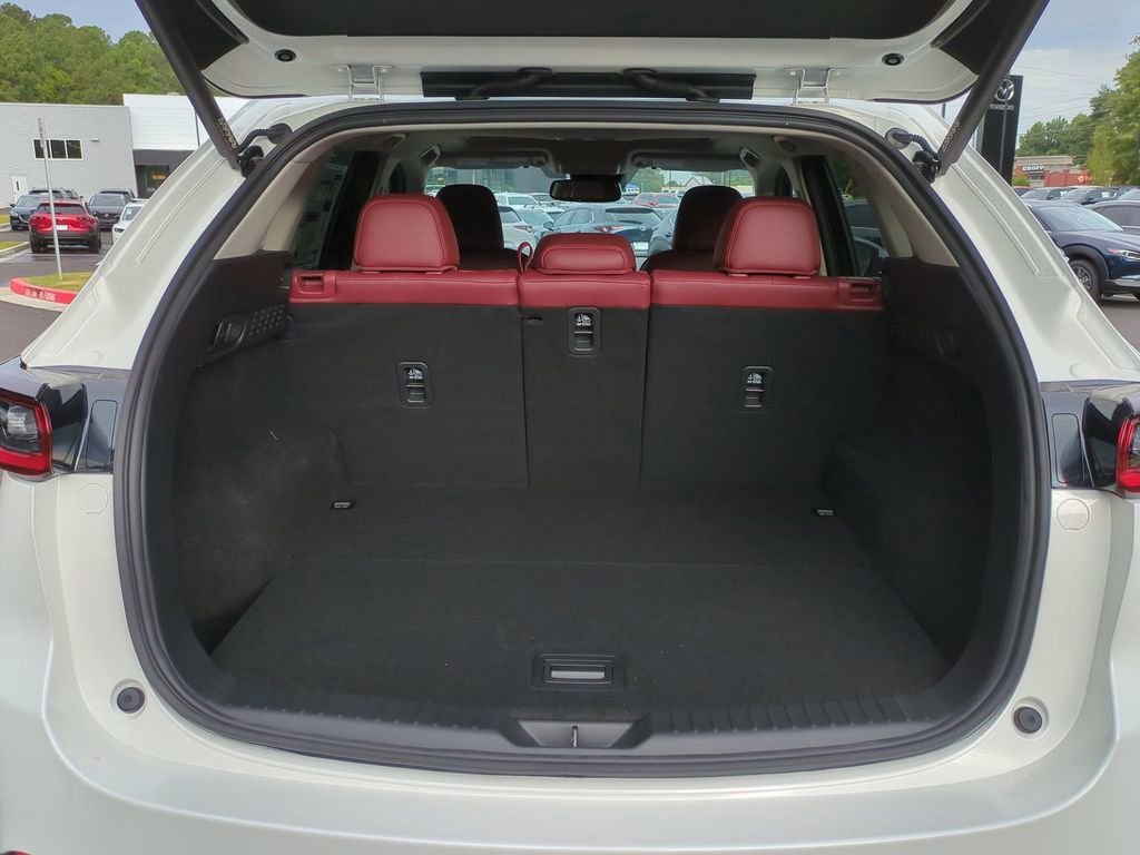 New 2025 MAZDA CX-5 Carbon Edition image 13