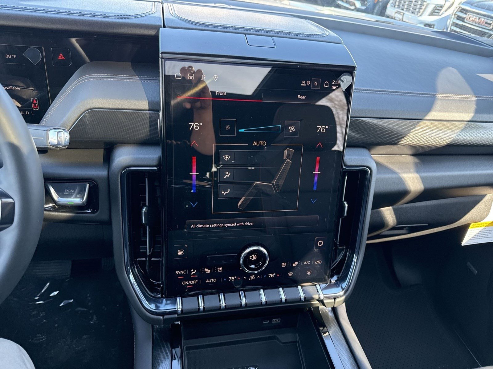 New 2026 GMC Yukon XL AT4 image 18