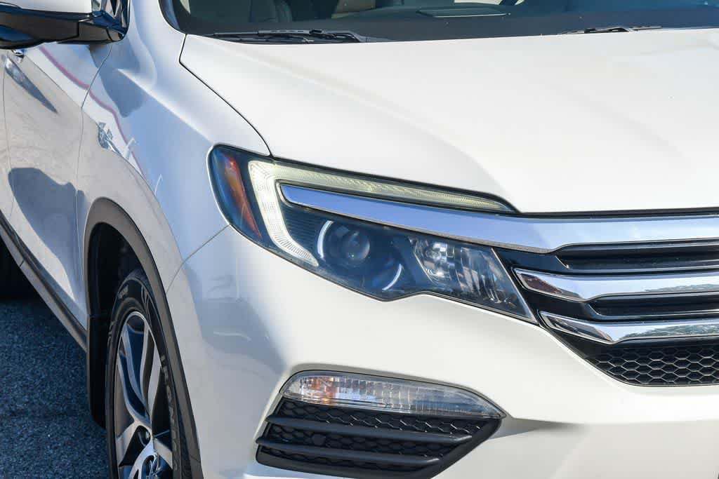 Used 2016 Honda Pilot Touring image 4