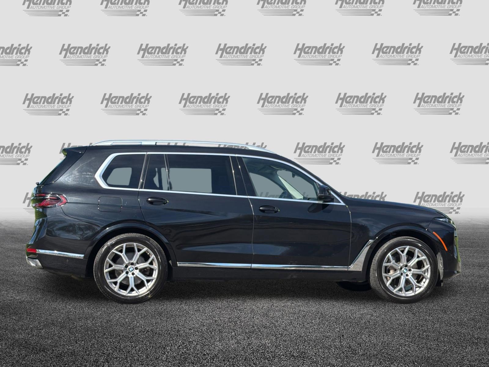 Certified 2025 BMW X7 xDrive40i image 3