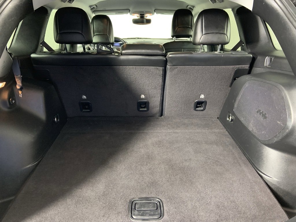 Used 2020 Jeep Cherokee Limited image 20