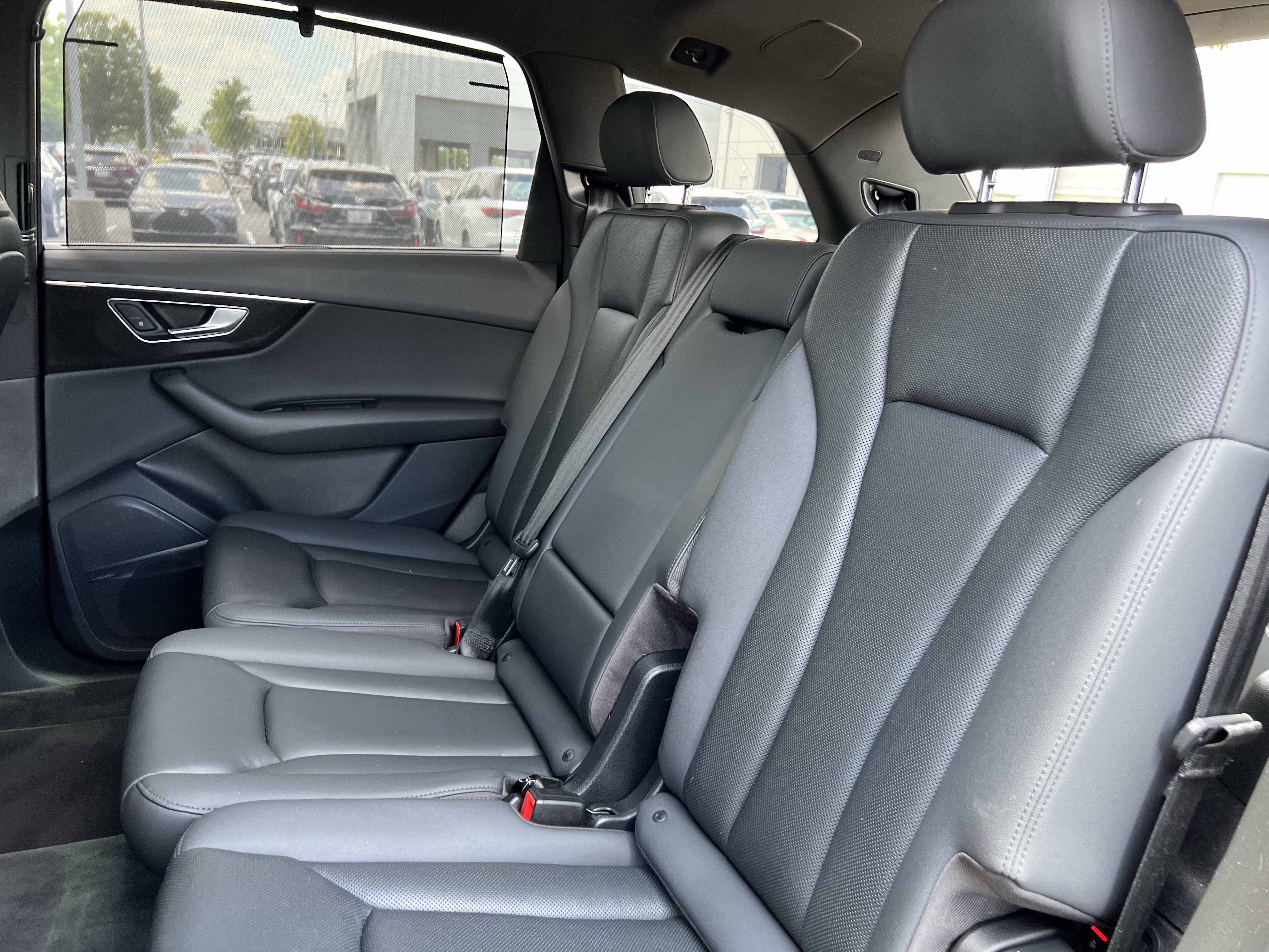 Used 2020 Audi Q7 3.0T Prestige w/ Prestige Package AWD/4WD image 33