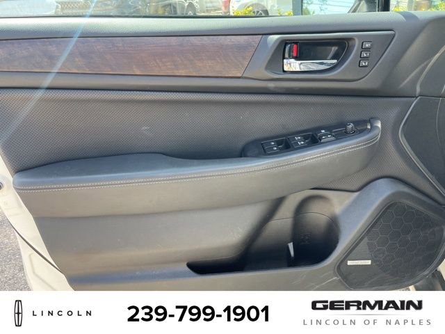 Used 2017 Subaru Outback 2.5i Limited image 12