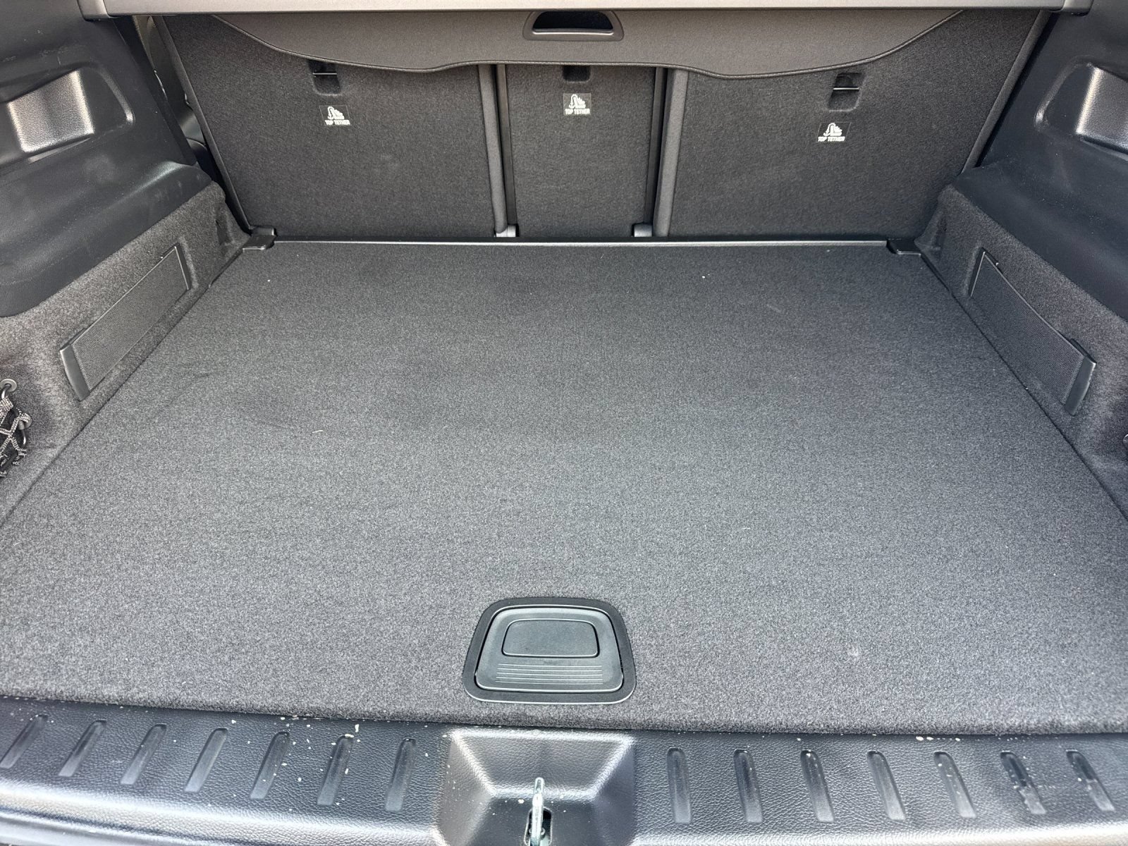 Certified 2024 Mercedes-Benz GLB 250 4MATIC image 14