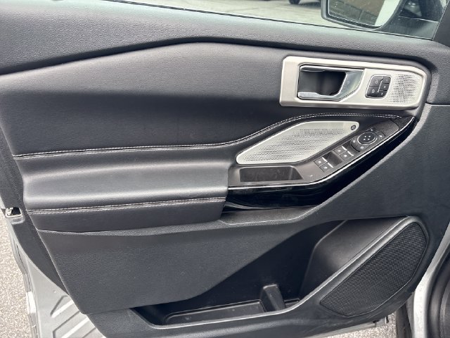 Used 2023 Ford Explorer ST w/ Equipment Group 401A AWD/4WD image 18