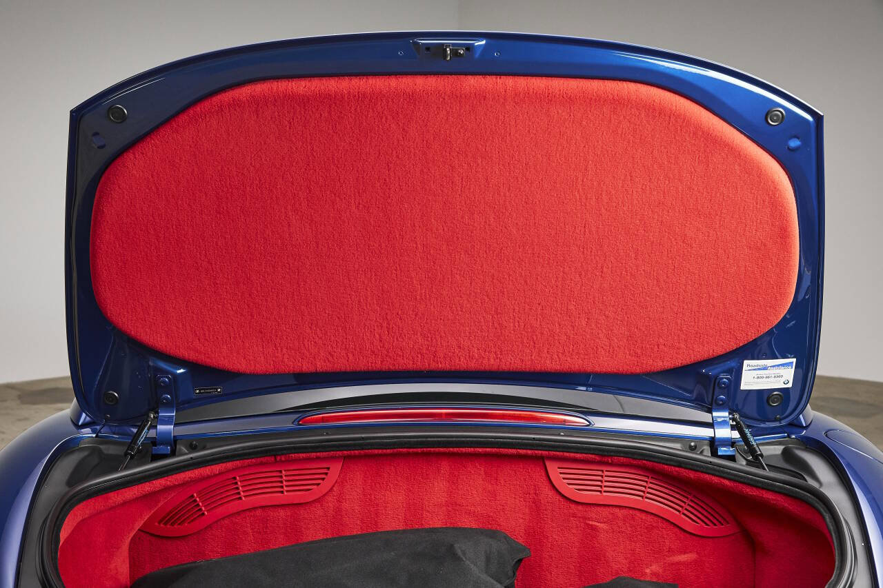 Used 2002 BMW Z8 image 99