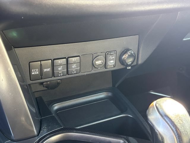 Certified 2017 Toyota RAV4 SE w/ Advanced Technology Package FWD image 21