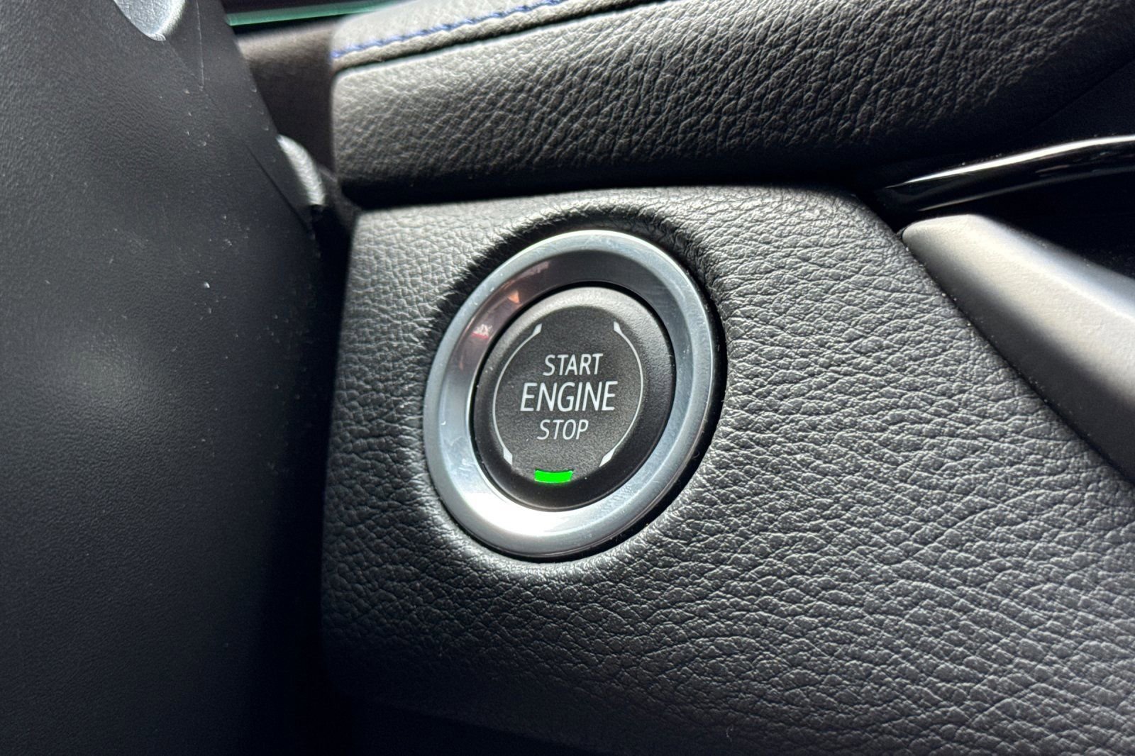 Used 2024 Cadillac XT4 Sport FWD image 24