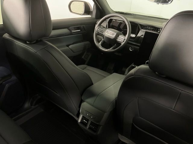 New 2026 GMC Terrain AT4 w/ Convenience Package III image 32