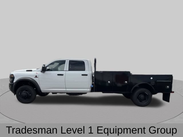 New 2026 RAM 5500 Tradesman AWD/4WD image 3