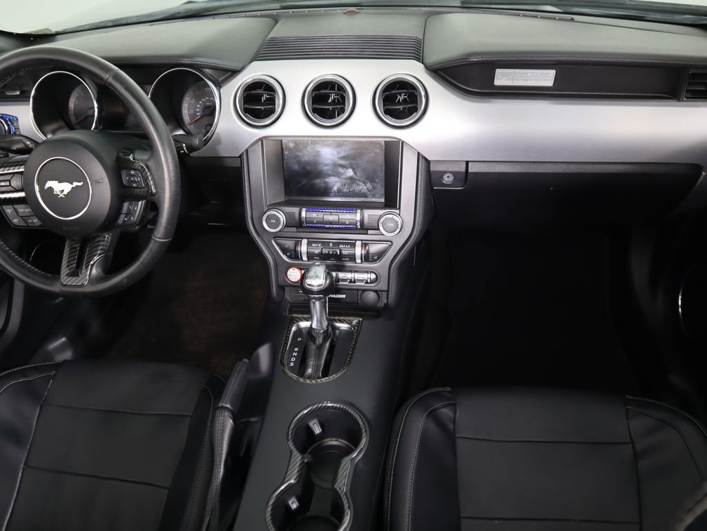 Used 2016 Ford Mustang Premium image 21
